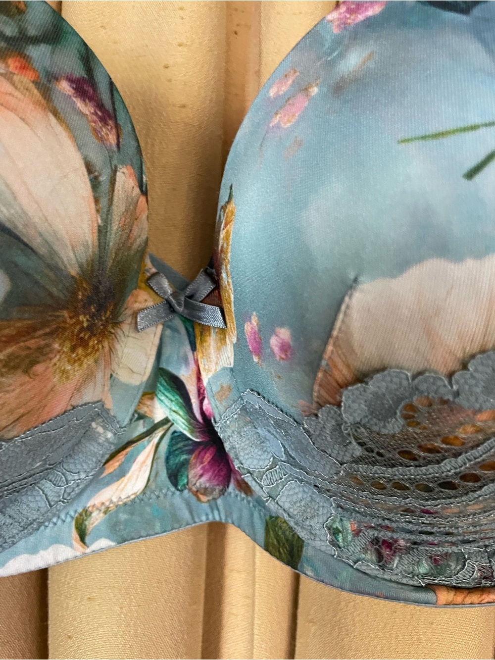 Cacique 42C Sexy Floral Lace Underwire Bra in Teal and Pink - Picture 6 of 10